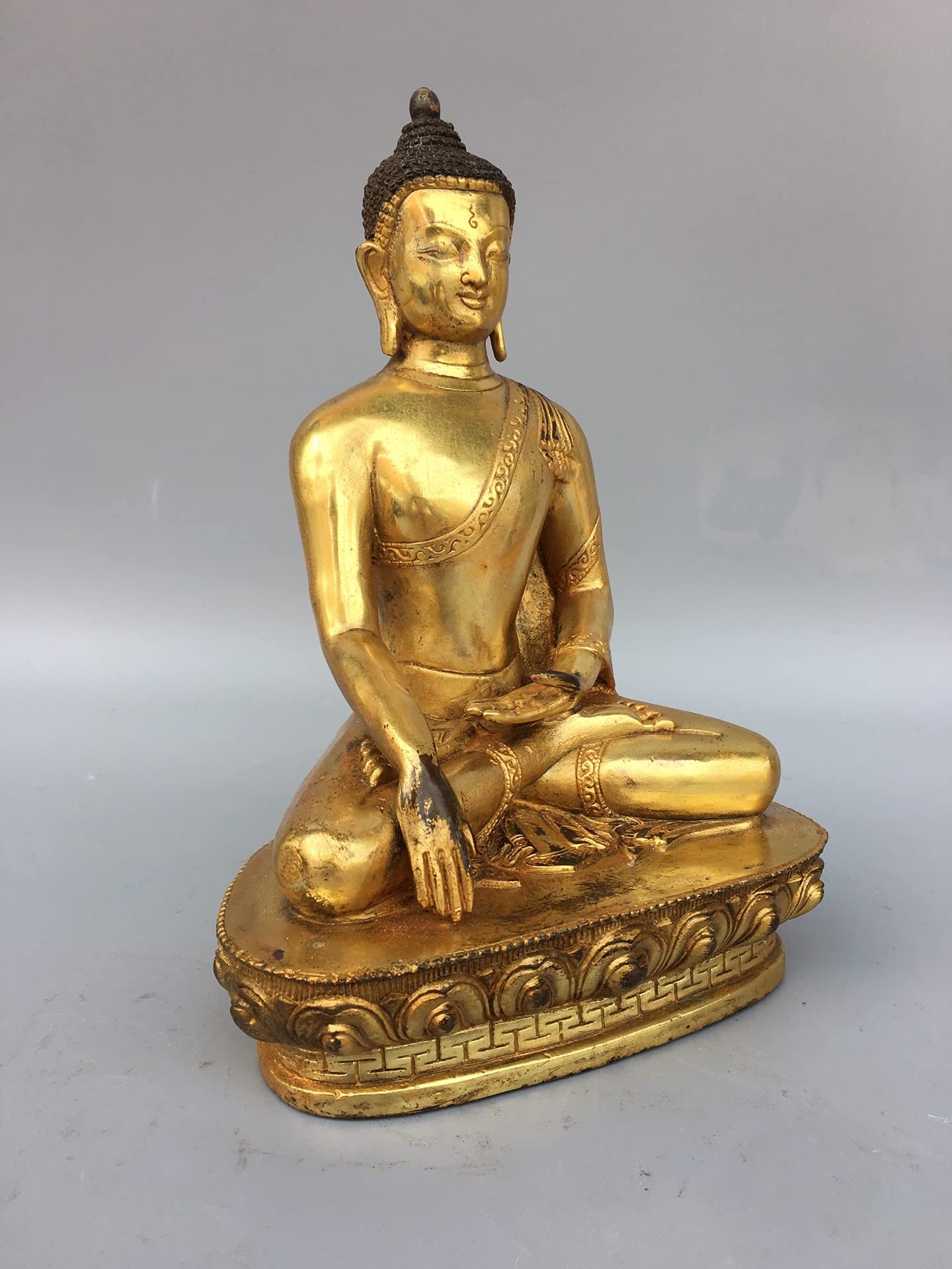 Amazon｜9インチ チベット仏教 古いブロンズ 釈迦牟尼像 座って